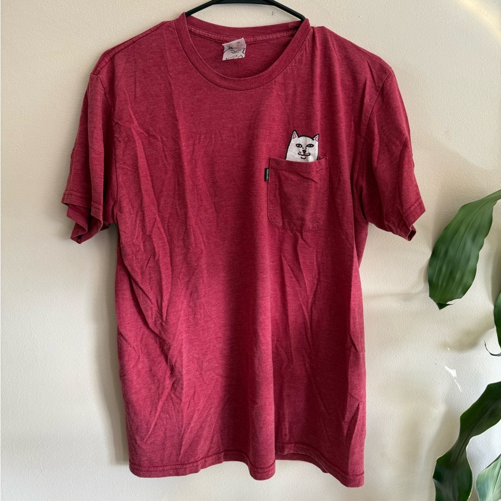 rip n dip - pocket cat tshirt